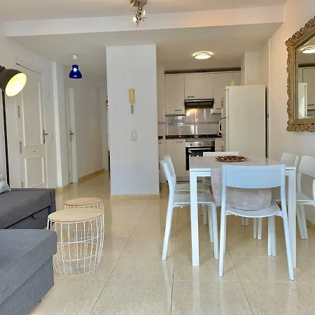 Apartment Bristol Lake Two Bedrooms *