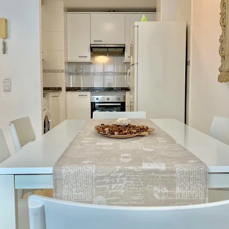 Apartment Bristol Lake Two Bedrooms *